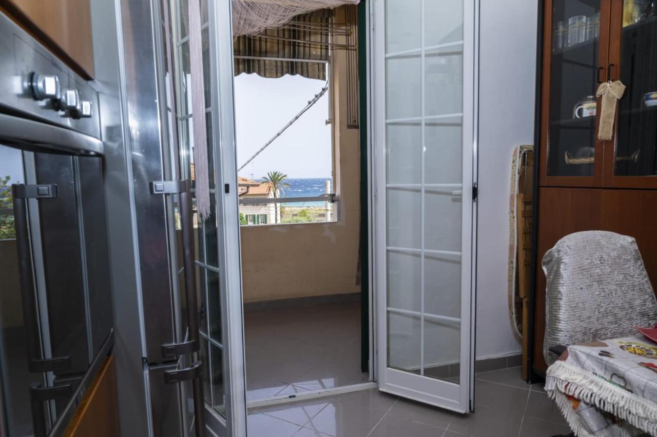 Casa Ambra Mare Apartman Bordighera Kültér fotó